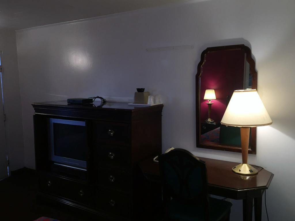 Budget Inn Wrightstown ภายนอก รูปภาพ